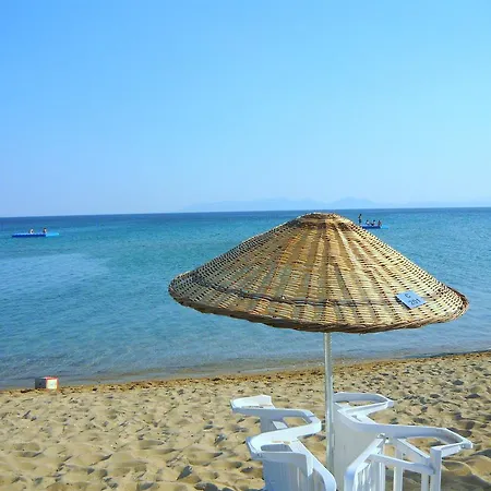Bay Nihat Lale Bed & Breakfast Ayvalik