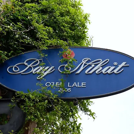 Bay Nihat Lale * Ayvalı